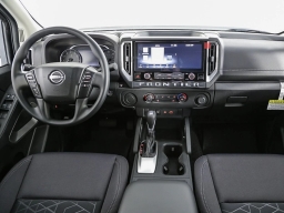 Nissan Frontier SV Crew Cab 4x2 2025