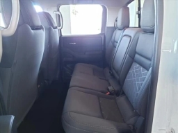 Nissan Frontier SV Crew Cab 4x2 2025