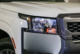 Nissan Frontier SV Crew Cab 4x2 2025