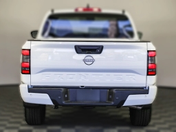 Nissan Frontier SV Crew Cab 4x2 2025