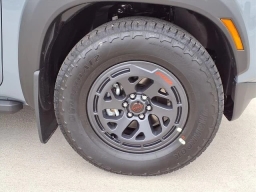 Nissan Frontier PRO-X Crew Cab 4x2 2026