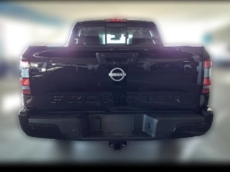 Nissan Frontier SV Crew Cab 4x2 2025