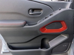 Nissan Frontier PRO-4X Crew Cab 4x4 2026