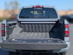 Nissan Frontier PRO-4X Crew Cab 4x4 2026