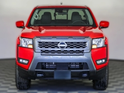 Nissan Frontier SV Crew Cab 4x4 2025