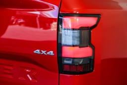 Nissan Frontier SV Crew Cab 4x4 2025