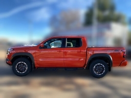 Nissan Frontier PRO-4X Crew Cab 4x4 2026