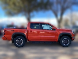 Nissan Frontier PRO-4X Crew Cab 4x4 2026