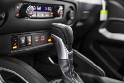 Nissan Frontier SV Crew Cab 4x4 2025