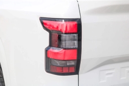 Nissan Frontier SV Crew Cab 4x4 2025