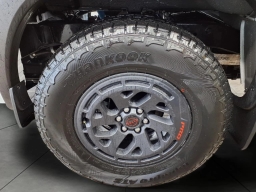 Nissan Frontier PRO-4X Crew Cab 4x4 2026