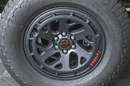 Nissan Frontier PRO-4X Crew Cab 4x4 2026