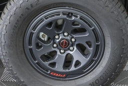 Nissan Frontier PRO-4X Crew Cab 4x4 2026