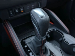 Nissan Frontier PRO-4X Crew Cab 4x4 2025