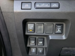 Nissan Frontier PRO-4X Crew Cab 4x4 2025