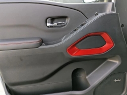 Nissan Frontier PRO-4X Crew Cab 4x4 2025