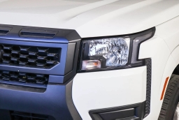 Nissan Frontier S Crew Cab 4x4 2025