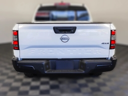 Nissan Frontier S Crew Cab 4x4 2025