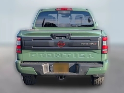 Nissan Frontier PRO-4X w/R Package Crew Cab 4x4 2026