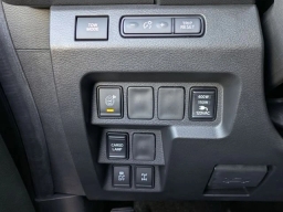 Nissan Frontier PRO-4X w/R Package Crew Cab 4x4 2026