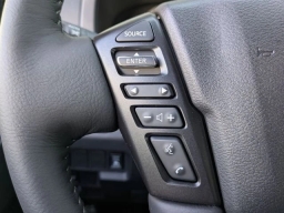 Nissan Frontier SV Crew Cab 4x4 2026