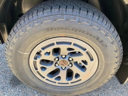 Nissan Frontier PRO-4X Crew Cab 4x4 Long Bed 2026