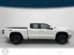 Nissan Frontier PRO-4X Crew Cab 4x4 Long Bed 2026