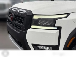 Nissan Frontier PRO-4X Crew Cab 4x4 Long Bed 2026