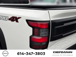 Nissan Frontier PRO-4X Crew Cab 4x4 Long Bed 2026