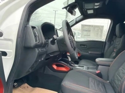 Nissan Frontier PRO-4X Crew Cab 4x4 Long Bed 2026