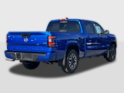 Nissan Frontier SV Crew Cab 4x4 Long Bed 2026