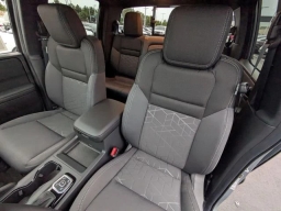 Nissan Frontier SV Crew Cab 4x4 Long Bed 2026