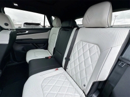 Volkswagen Atlas Cross Sport 2.0T SEL Premium R-Line 4MOTION 2025