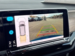 Volkswagen Atlas 2.0T SE w/Technology FWD 2025