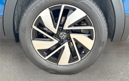 Volkswagen Atlas 2.0T SE w/Technology FWD 2025