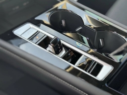 Volkswagen Atlas 2.0T SE w/Technology FWD 2025