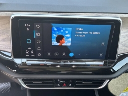 Volkswagen Atlas 2.0T SE w/Technology FWD 2025