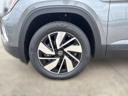 Volkswagen Atlas 2.0T SE w/Technology FWD 2025