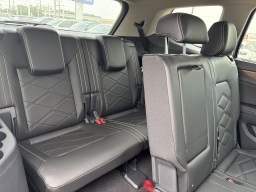 Volkswagen Atlas 2.0T SE w/Technology FWD 2025