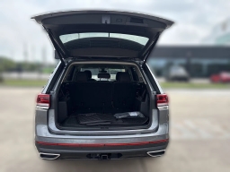 Volkswagen Atlas 2.0T SE w/Technology FWD 2025