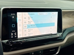 Volkswagen Atlas 2.0T SE w/Technology FWD 2025