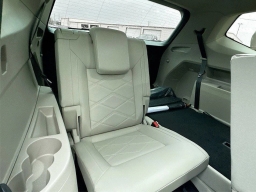 Volkswagen Atlas 2.0T SE w/Technology FWD 2025