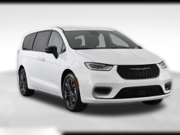 Chrysler Pacifica Select FWD 2026