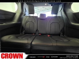 Chrysler Pacifica Select FWD 2026