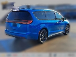 Chrysler Pacifica Select FWD 2026