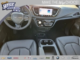 Chrysler Pacifica Select FWD 2026