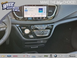 Chrysler Pacifica Select FWD 2026