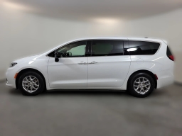 Chrysler Pacifica Select FWD 2026