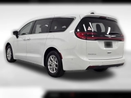 Chrysler Pacifica Select FWD 2025