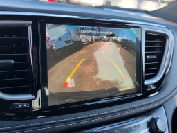 Chrysler Pacifica Select FWD 2026